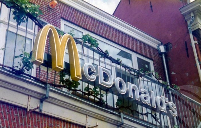 oude-McDonalds-lichtreclame