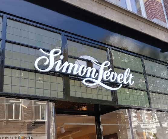 simonlevelt